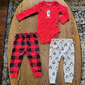 Bundles Baby Place Red Plaid and Penguin Pajamas Size 9-12 Months Unisex